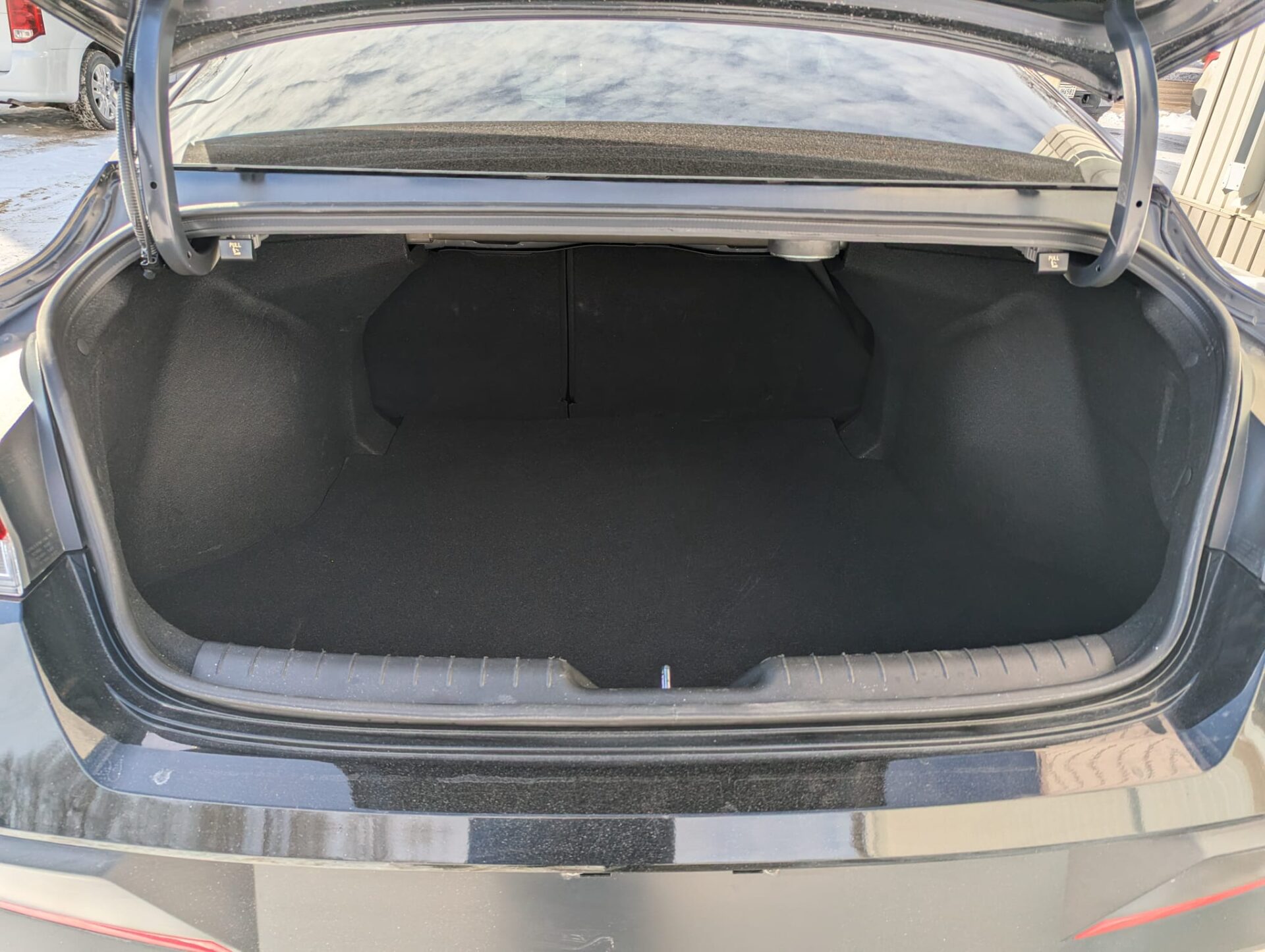 2025 Hyundai Elantra Luxury